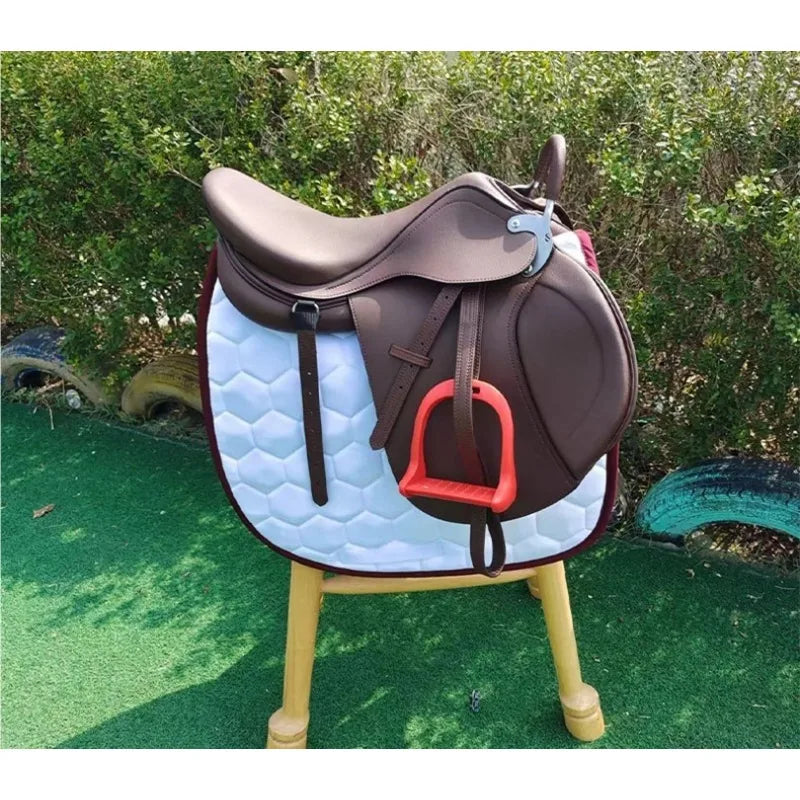 17.5-inch English-style All-purpose Saddle, Suitable for Equestrian Gear for New Riders