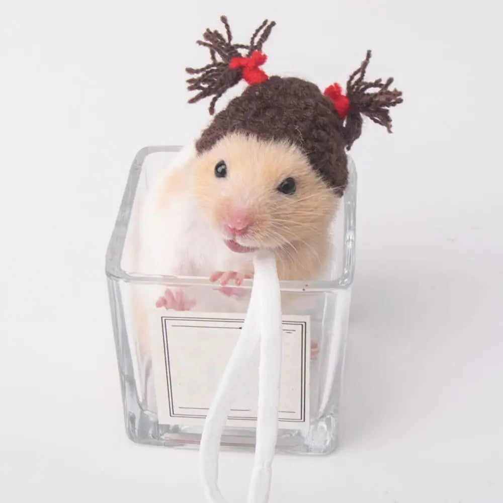 Portable Cartoon Hamster Hat Soft Handmade Pet Knitted Hat Adjustable Hamster Headwear for Photographs'