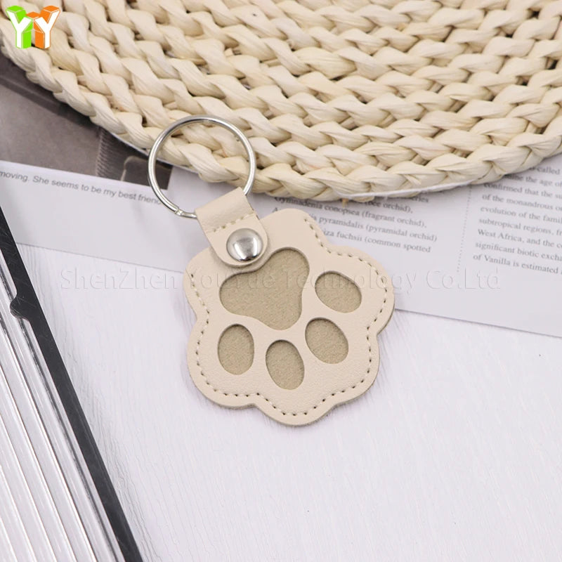 Leather Memorial Pet Hair Storage Bag Cat Paw Keychain Handmade Homemade Pet Memorial Keychain