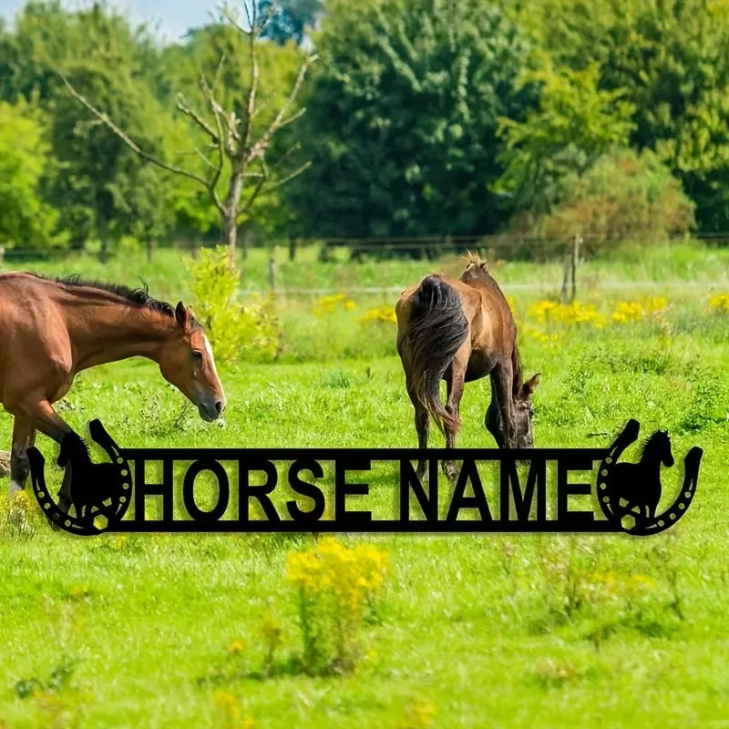 Customizable Horse Surname Iron Sign, Personalized Horseshoe Name Wall Art Gift, Multi-Functional Hanging Decor, Yard Decoration