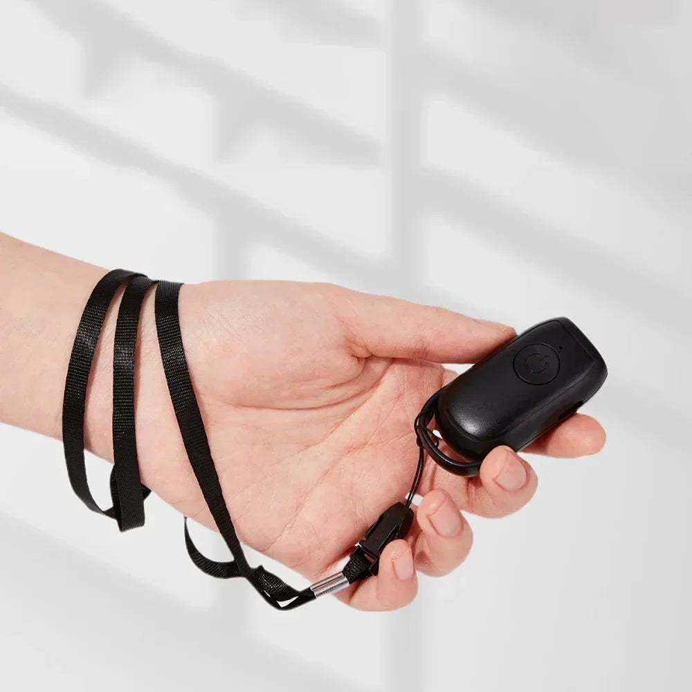 Mini Dog Deterrent Electronic Dog Repeller Ultrasonic Dog Repeller with LED Effective for Dogs Anti-barking Training Device