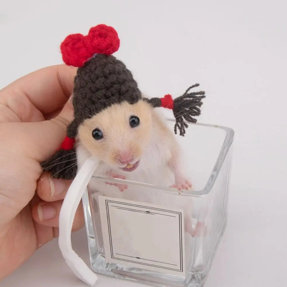 Portable Cartoon Hamster Hat Soft Handmade Pet Knitted Hat Adjustable Hamster Headwear for Photographs'