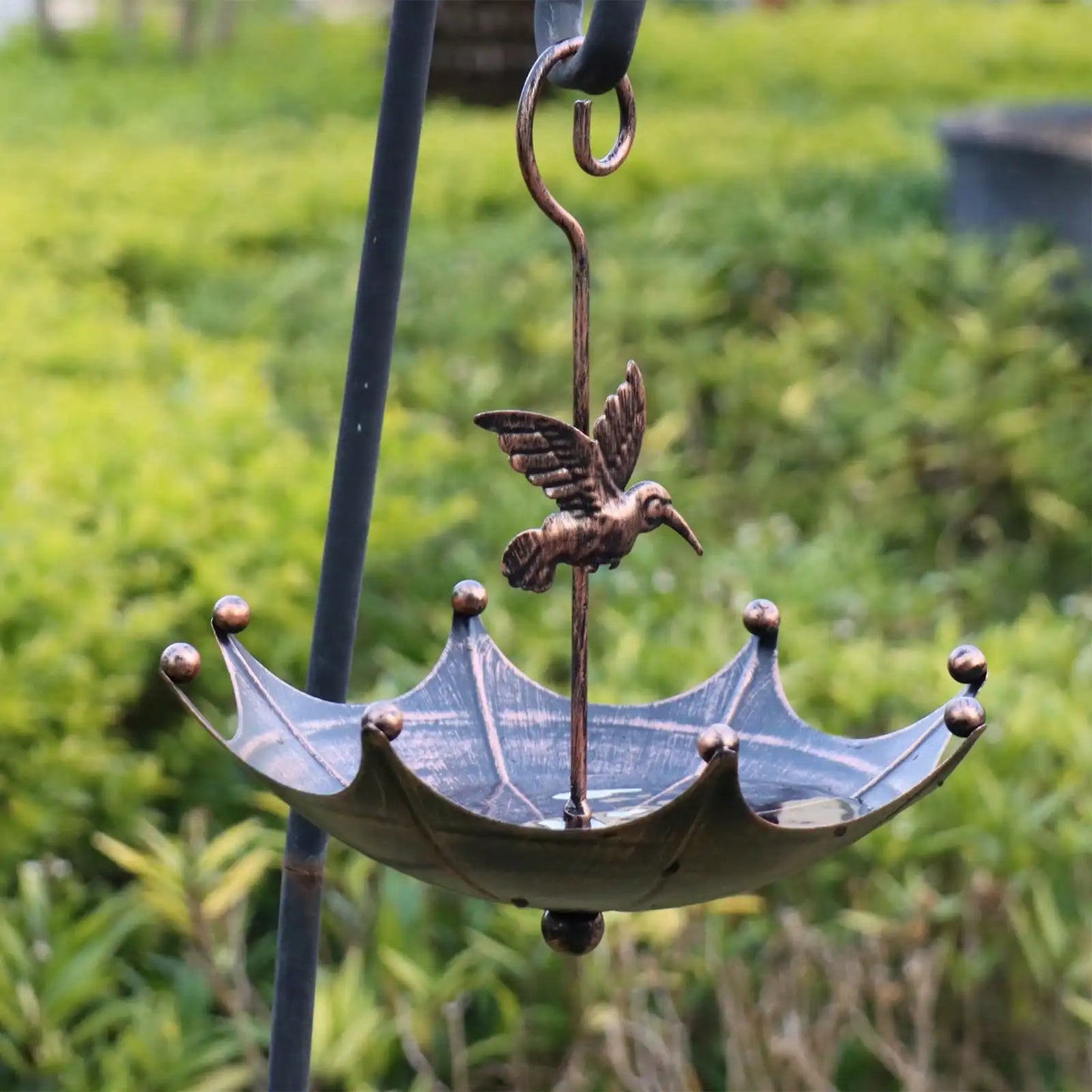 1Pc Outdoor Hanging Antique Umbrella-Shaped Bird Feeder and Food Bowl