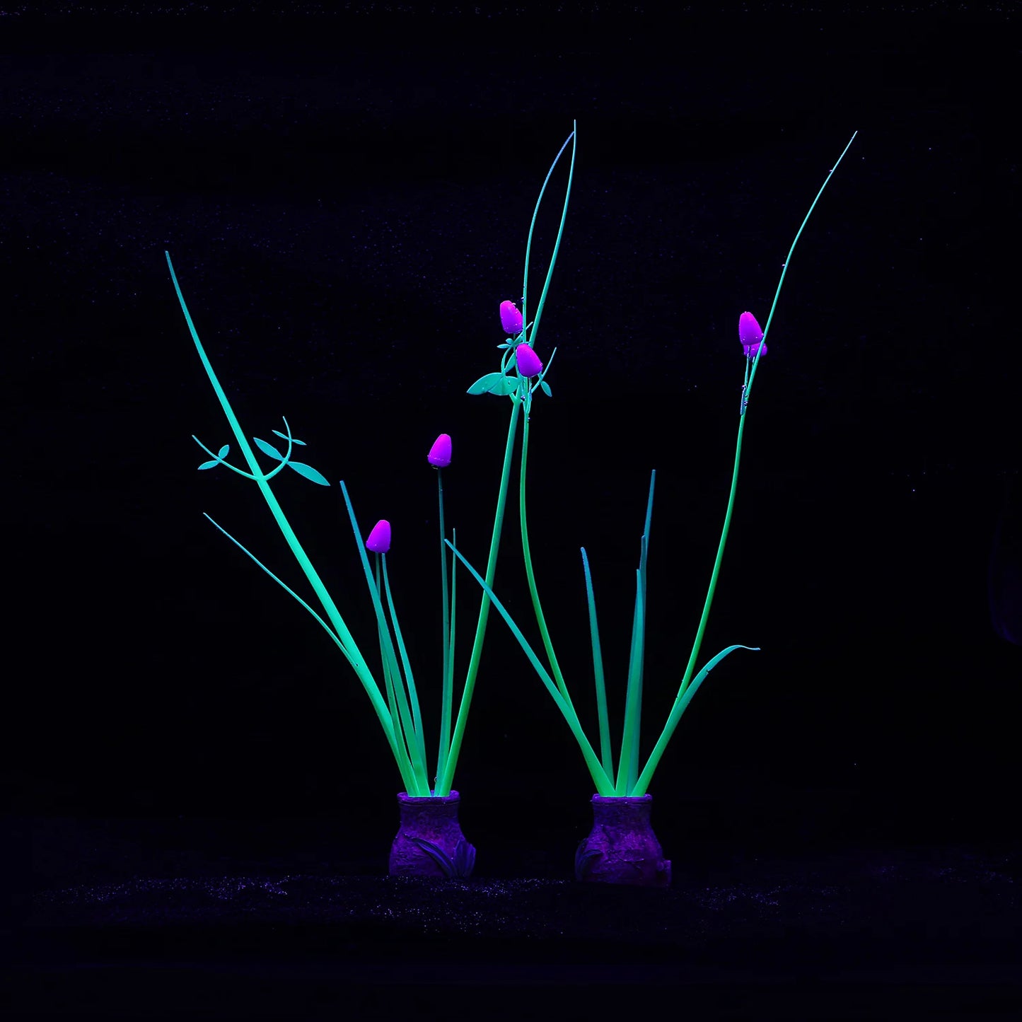 Glow in Dark Coral Orchid Flower – Fluorescent Silicone Aquarium Decor, Fish Tank Ornament for Freshwater & Saltwater
