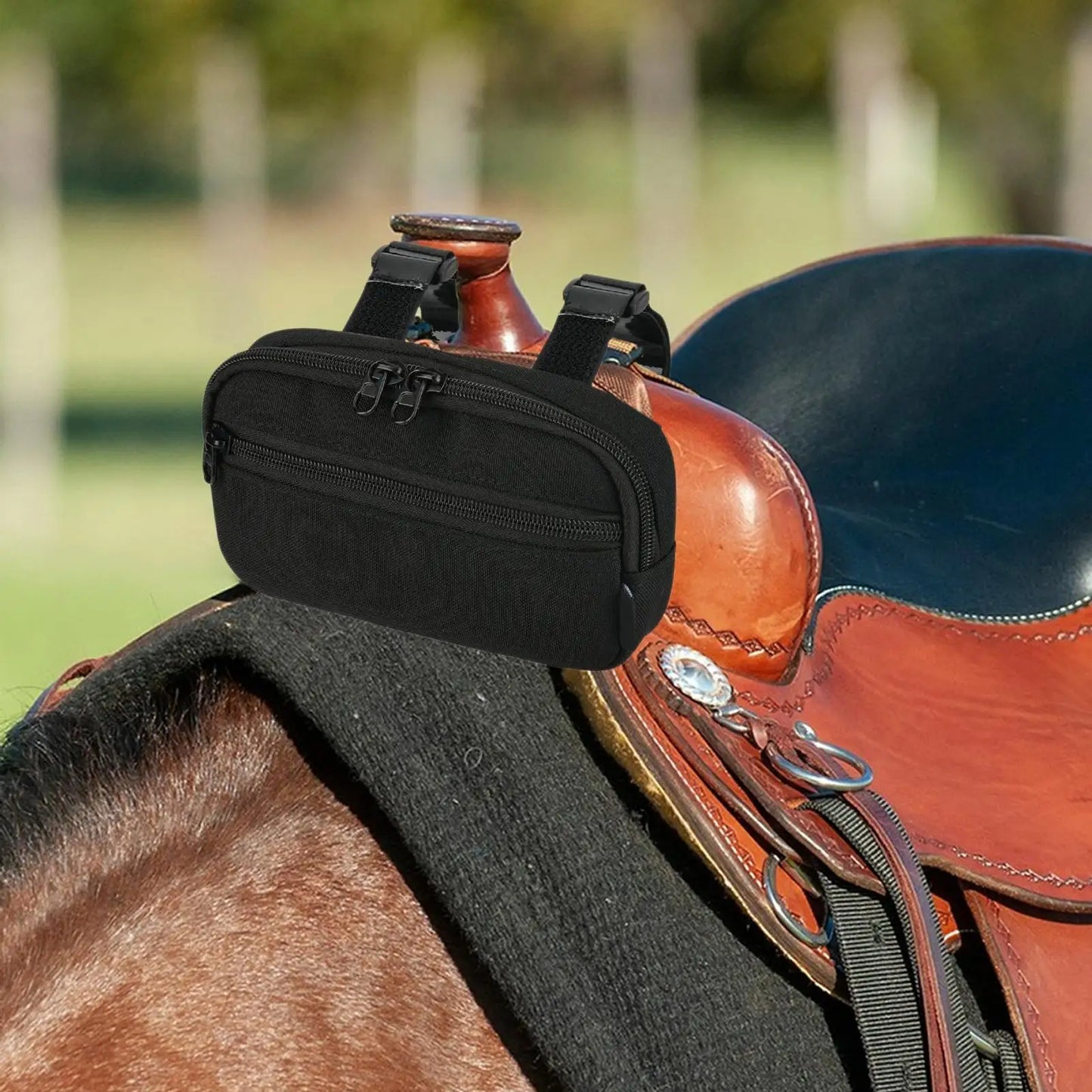 Horse Saddle Pouch Pommel Pocket Saddle Bag Zipper Closure Organizer Outdoor Quick-Access For Keys Cards Water Bottle Smartphone