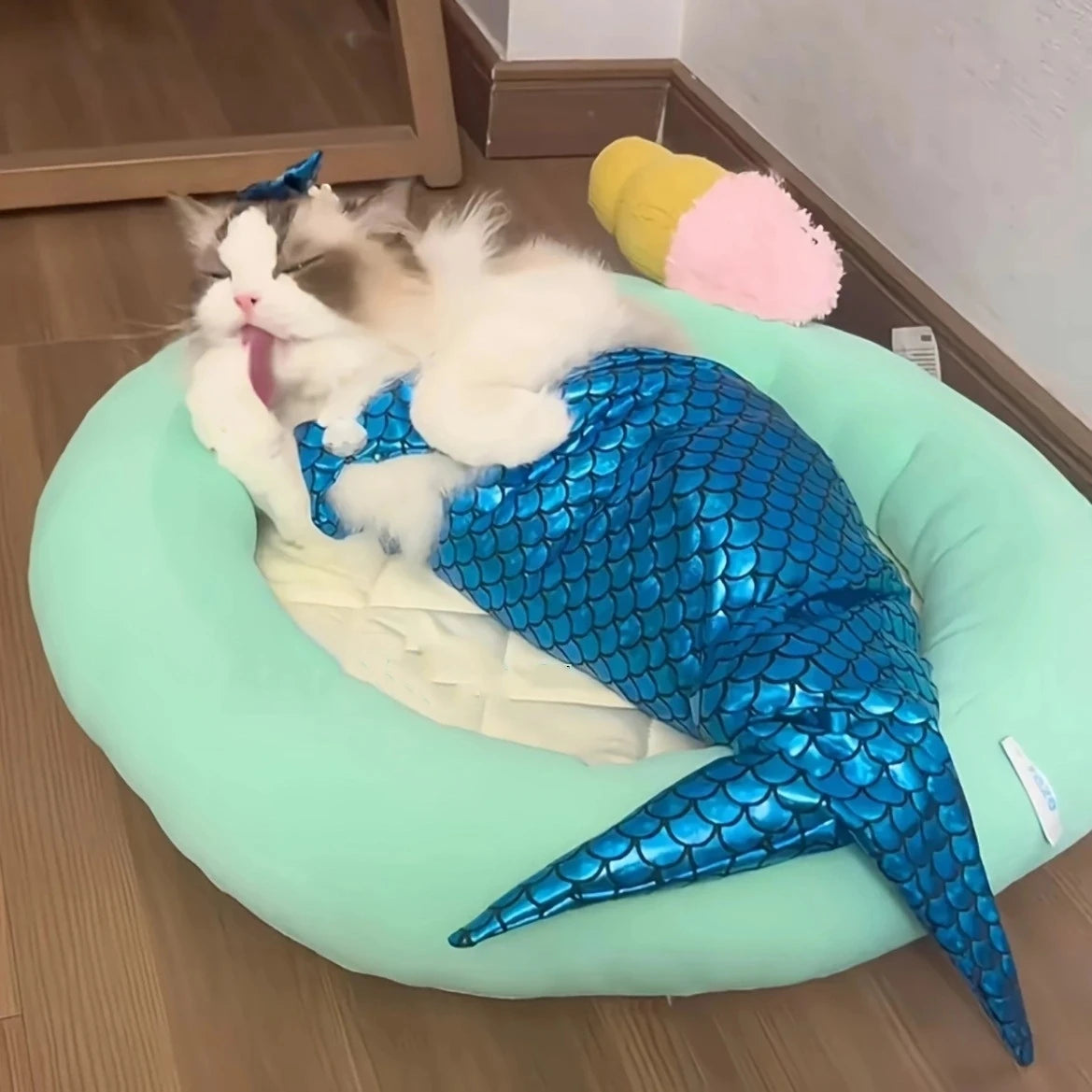 Decorative Cat Mermaid Polyester with Bow Headband Pet Fishtail Swimsuit  Soft Pet Cosplay Costume