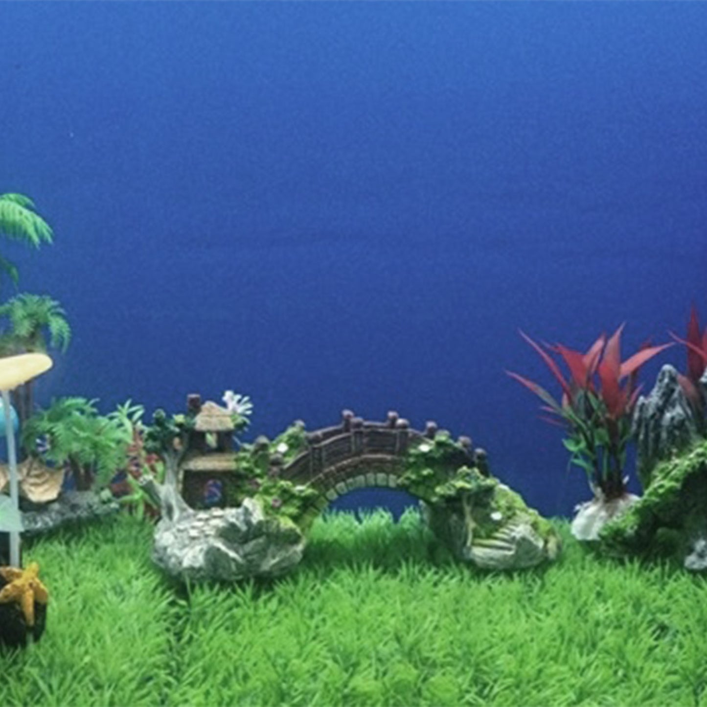 Fish Tank Artificial Resin Landscape Decoration Aquarium Equipment Accessories Ornament Cave Aquatic Pet Fish