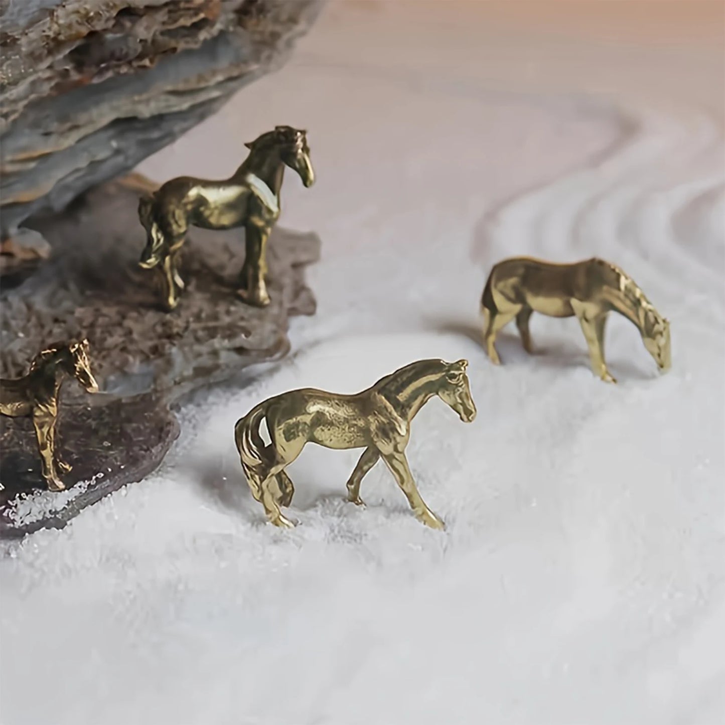 Miniature Antique Brass Long Tail Horse Figurines Feng Shui Ornament Copper Zodiac Animal Mini Desktop Crafts Home Decor