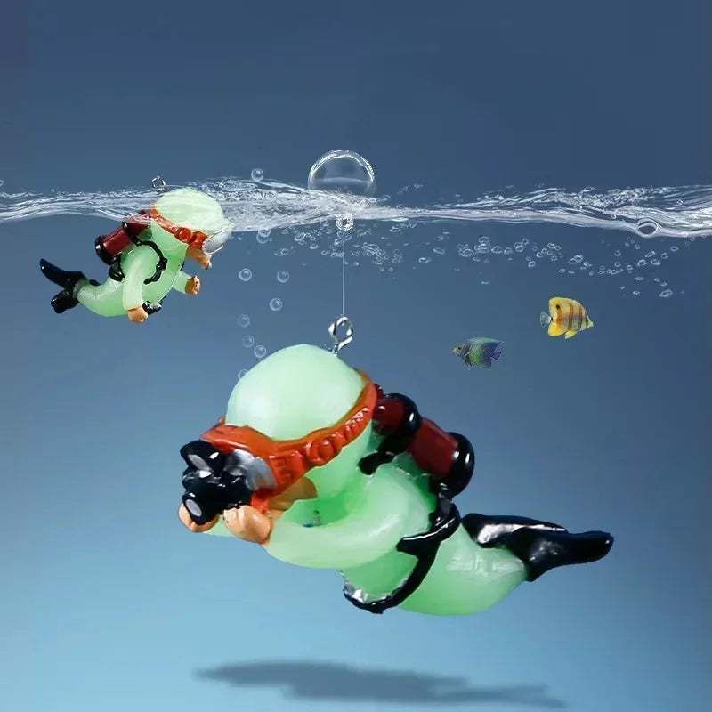 Fish Tank Decoration Luminous Green Mini Floating Diver Aquarium Ornaments Cute Small Floating Diver Aquarium Accessories
