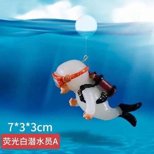 Fish Tank Decoration Luminous Green Mini Floating Diver Aquarium Ornaments Cute Small Floating Diver Aquarium Accessories