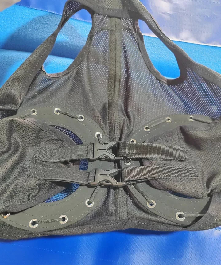 Horse racing eye mask windproof eye mask speed racing eye mask with mesh eye mask to prevent trachoma