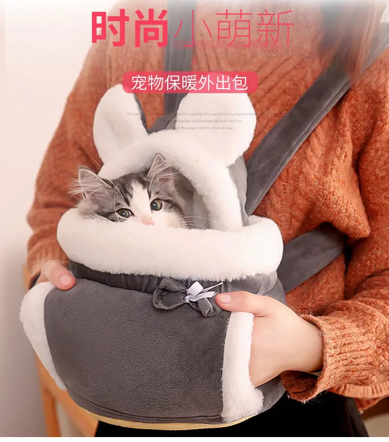 Pet Cat Bag for Winter Warmth, Portable Cat Outing Bag, Large Capacity, Soft and High Quality Fabric, Diagonal Crossing Pet Bag