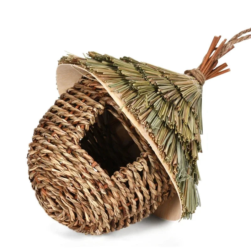 16 different Birds Nests Bird Cage Natural Grass Egg Cage Bird House Outdoor Decorative Weaved Hanging Parrot Nest Houses Pet Bedroom
