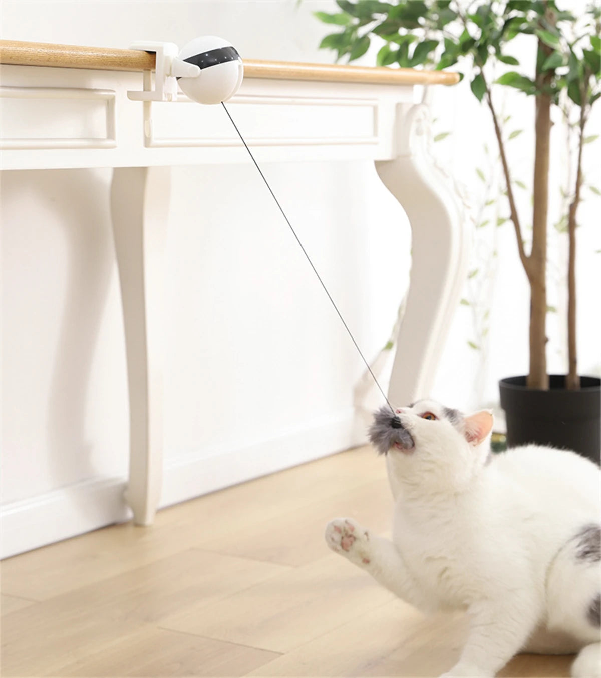 1Pc Fun Lifting Ball Electric Motion Cat Toy With Automatic Retractable Cat Teasing Ball Rotating Interactive Puzzle Pet Toys Cat Toys